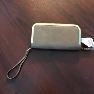 Brown wristlet/clutch
